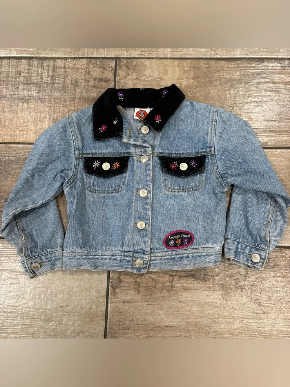 Looney Tunes Tweety Bird Kids Size 6/6X Jean jacket Velvet Trim 1990’s Vintage